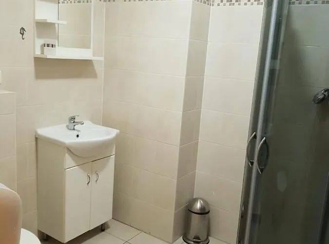 V Mastali بيت ضيافة